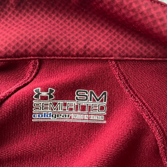 Under Armor Women's Cold Gear Semi-Fitted Long Sleeve - Color: Dark Red, Size: S - Picture 4 of 4
